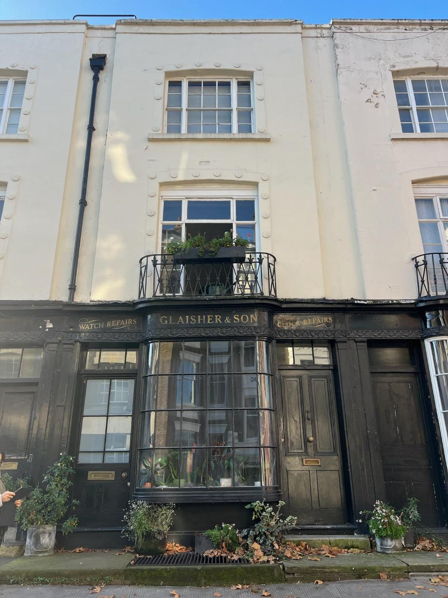 Spacious Heritage Flat